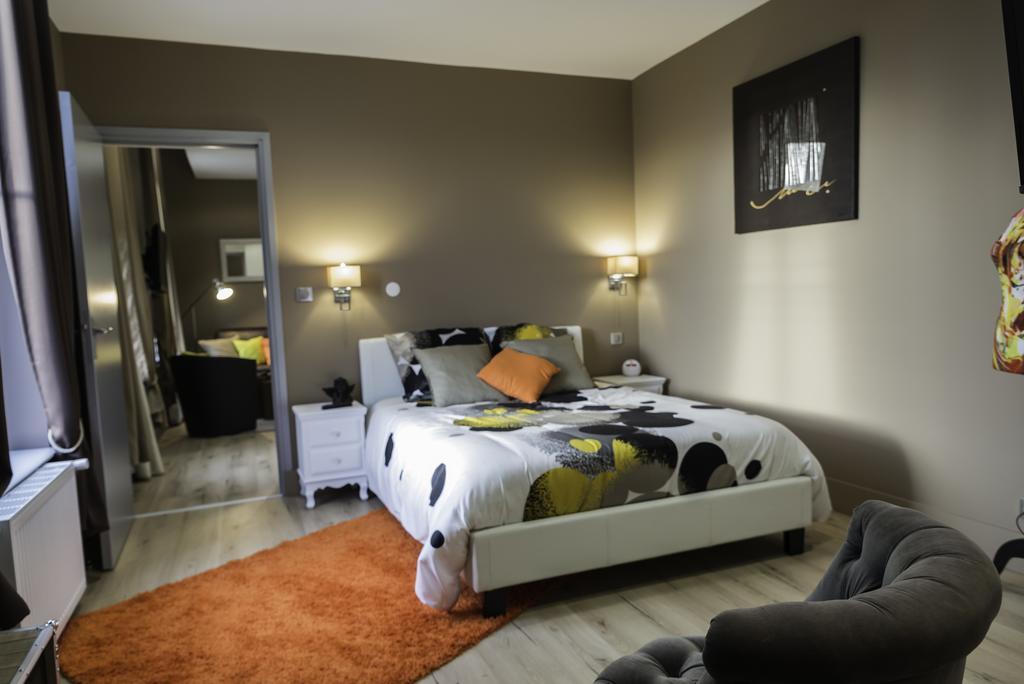 Les Reves By Isa Hotel Арас Екстериор снимка